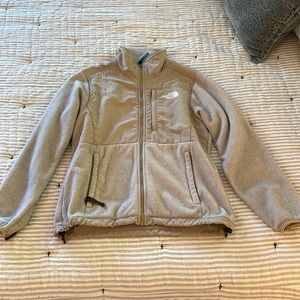 Womens North Face Jacket, size small